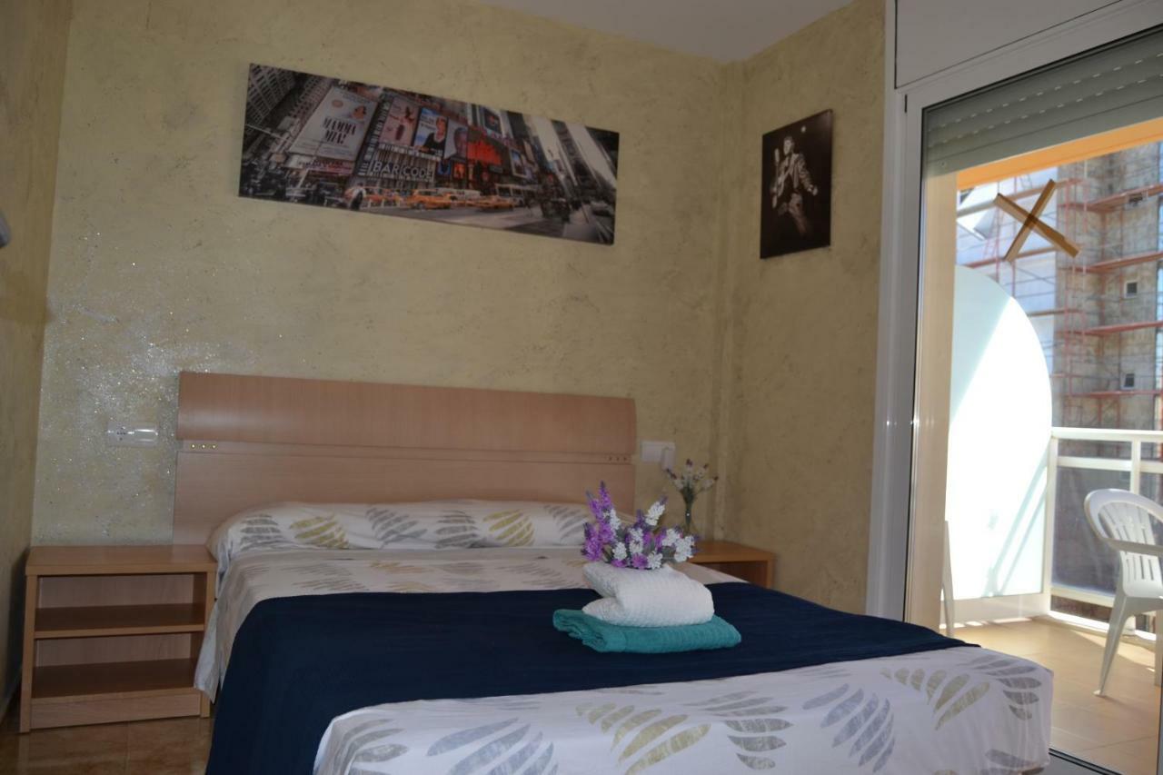 Fabuloso Apartamento Familiar Con Piscina En Salou 아파트 외부 사진