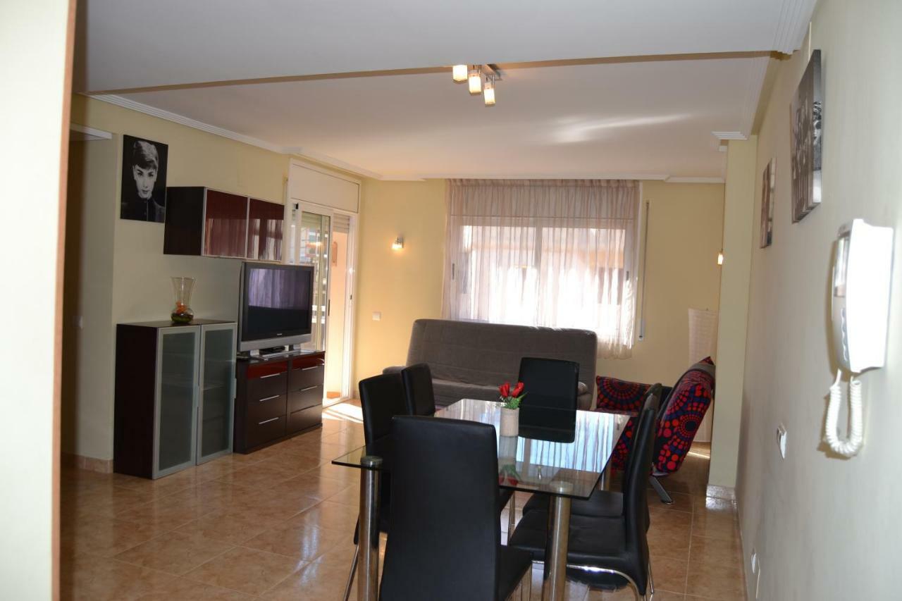 Fabuloso Apartamento Familiar Con Piscina En Salou 아파트 외부 사진