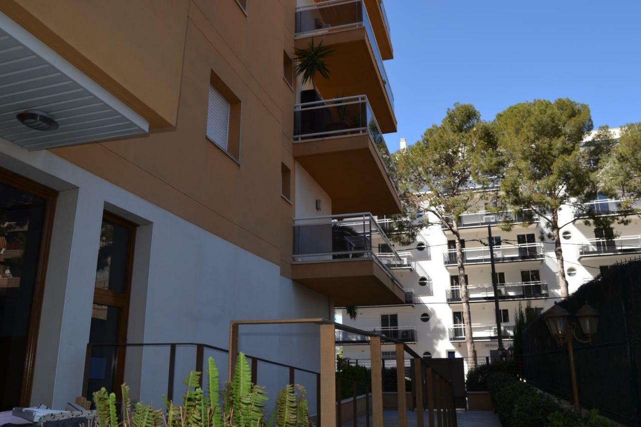 Fabuloso Apartamento Familiar Con Piscina En Salou 아파트 외부 사진